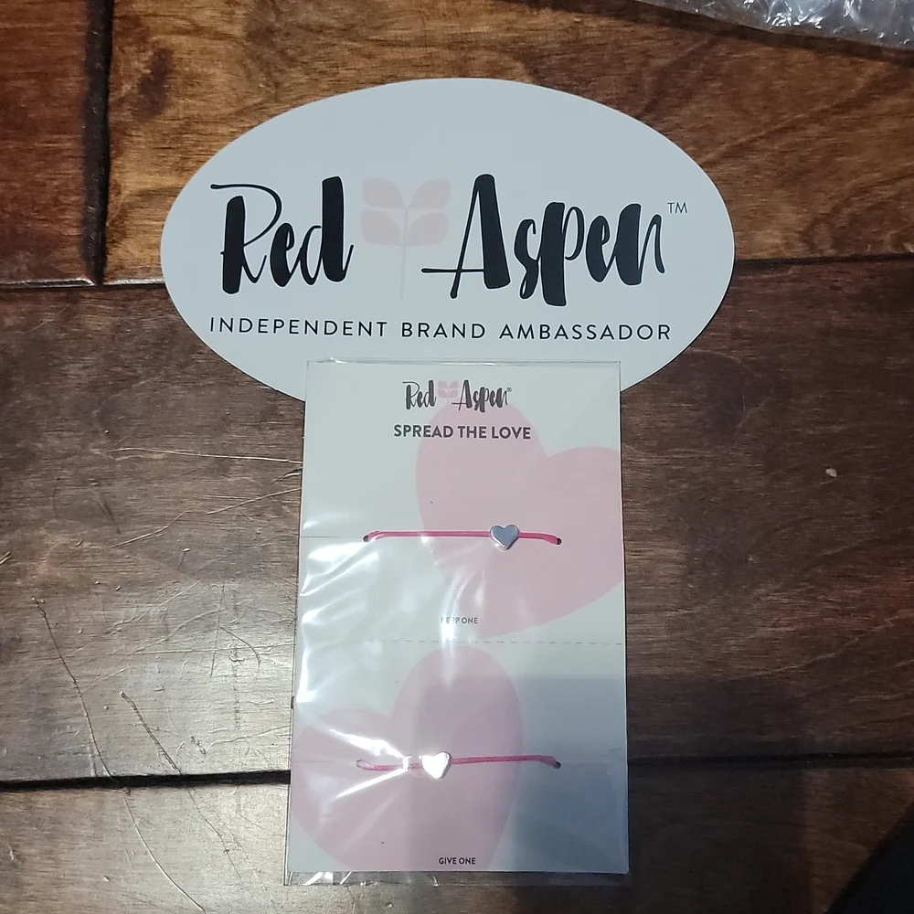Red Aspen Nail Bundle - Picture 5 of 7